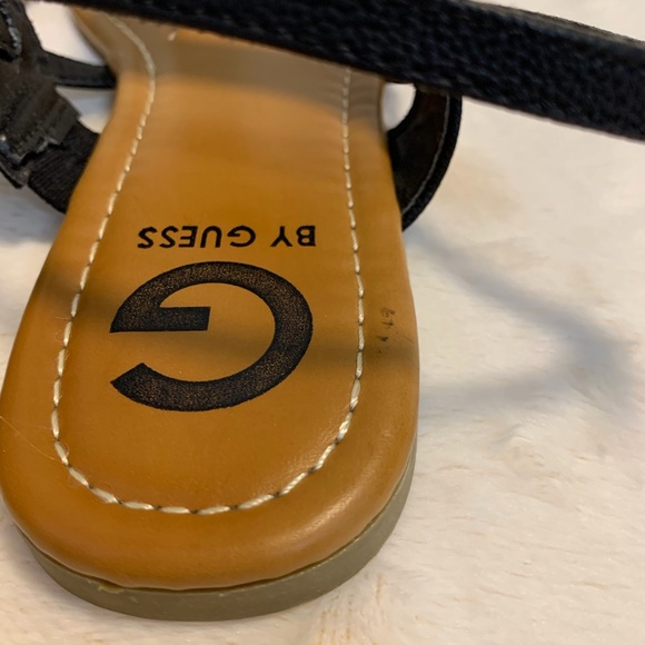 Guess Sandals - Comfortable & Stylish! - Picture 15 of 15